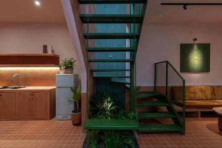 Earthenware House